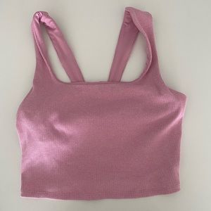 Very cute only worn once pink Alo Yoga set. Leggings and bra top.